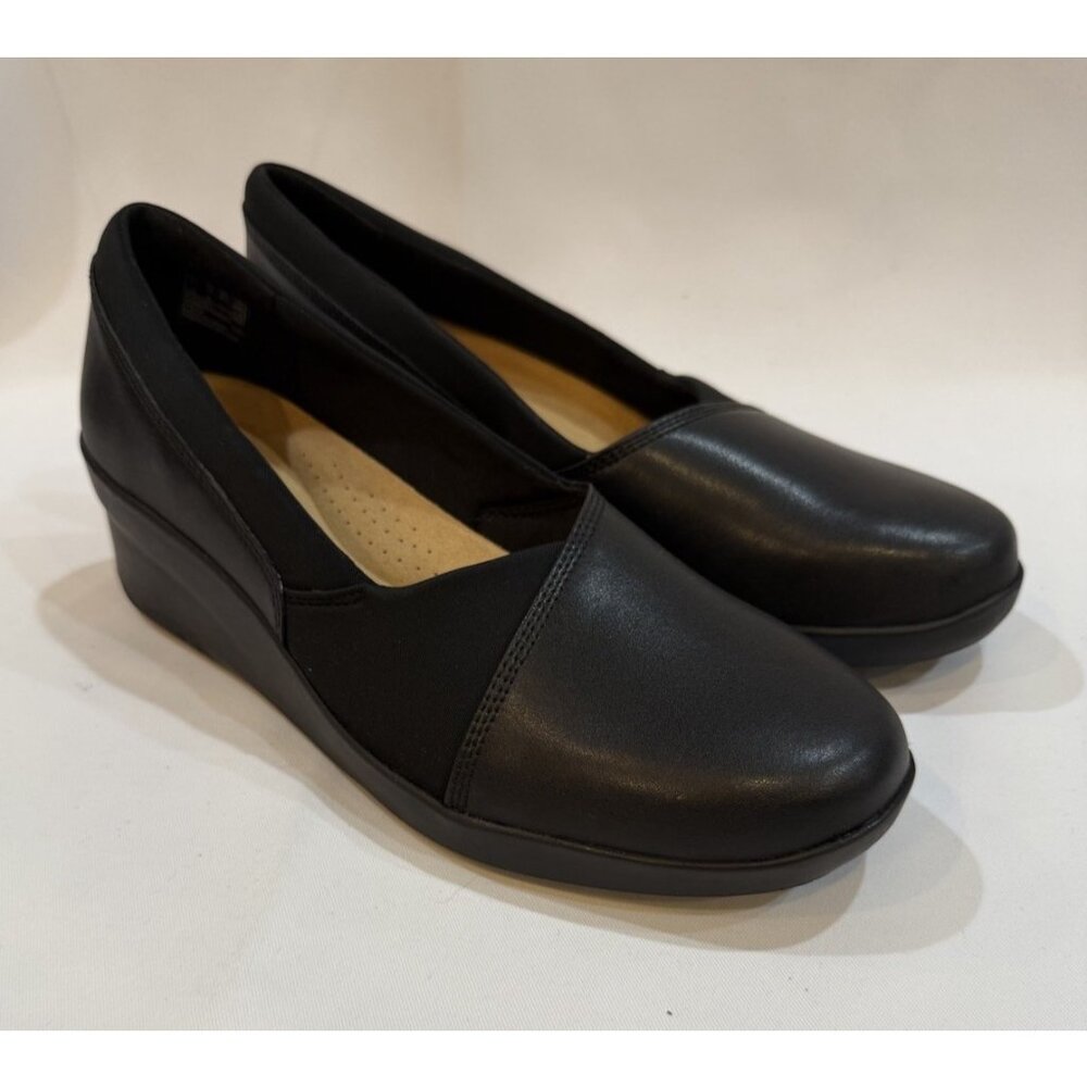 Clarks Women’s Size 10 Suttyn Walk Black  Leather Wedge Shoe Slip On